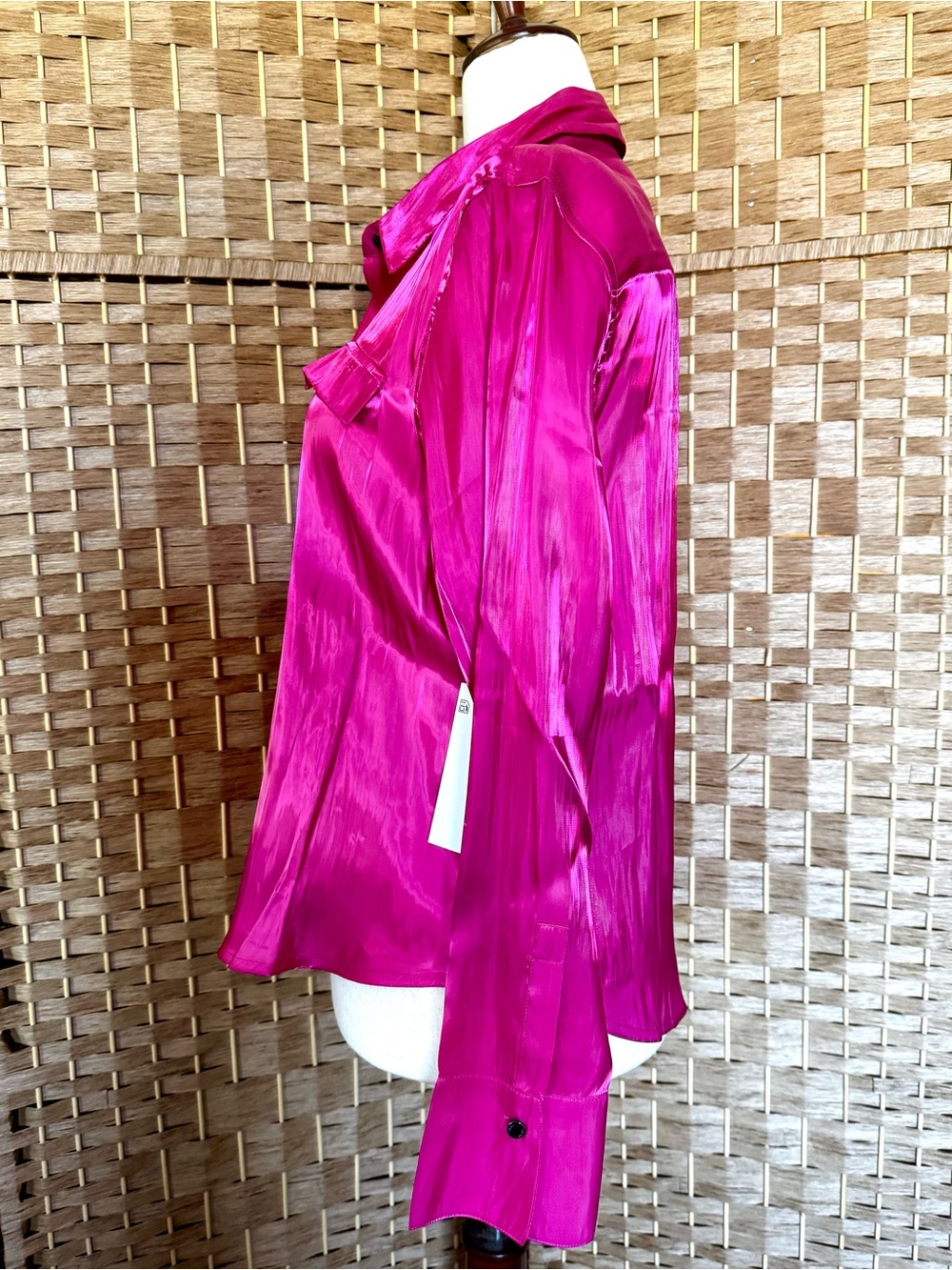 NWT DKNY hot pink button front shirt L - Picture 8 of 11